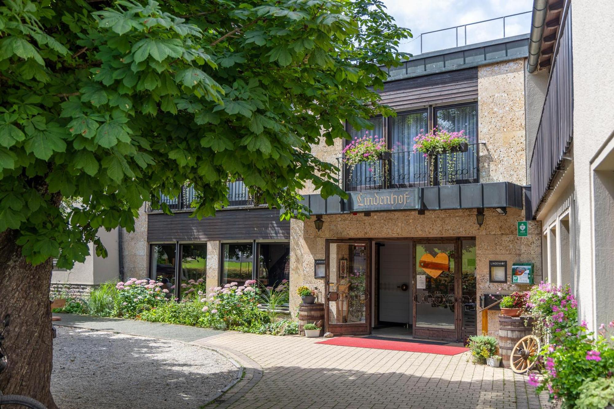 Hotel Lindenhof Hubmersberg Pommelsbrunn Eksteriør bilde